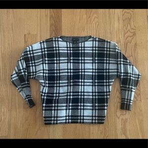 Adrienne Vittadini Sweater- small